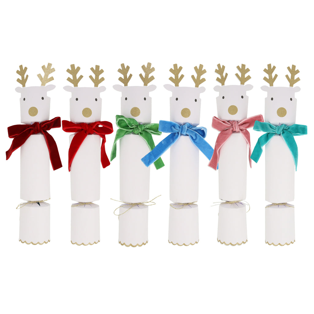 Reindeer With Velvet Bows Crackers