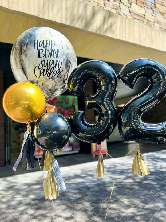 Bouquet Gigante de Látex + Números Gigantes + Orbz