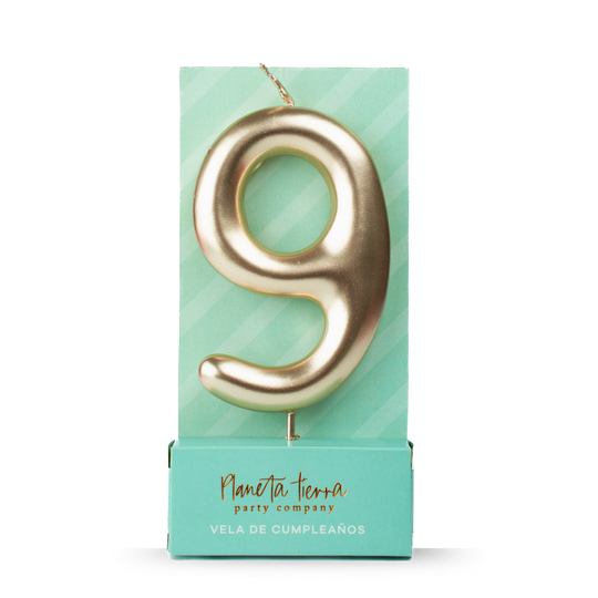 Vela Dorada Número 9