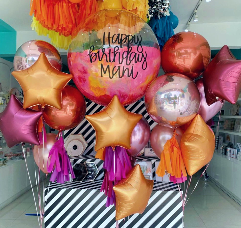 Bouquet Burbuja Gigante Pintada + Orbz + Stars + Piñateros