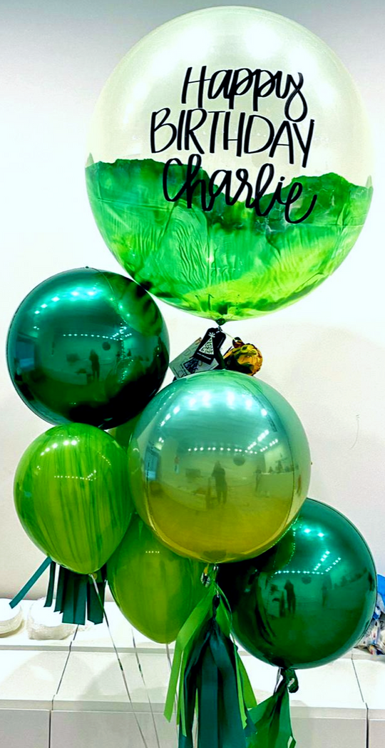 Bouquet Burbuja Gigante Pintada + Orbz + Piñateros