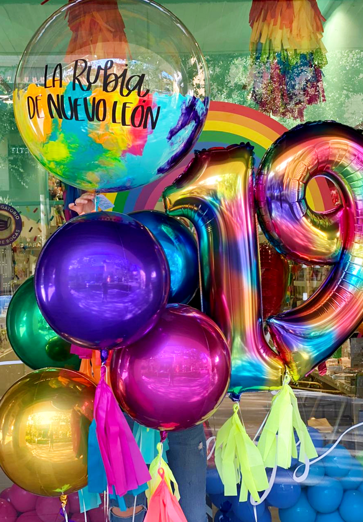 Bouquet Burbuja Gigante Pintada + Orbz + Números Gigantes