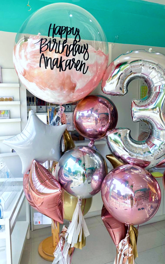 Bouquet Burbuja Gigante Pintada + Orbz + Stars + Números Gigantes