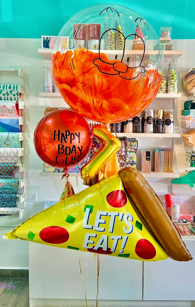 Bouquet Burbuja Garfield Gigante Pintada + Orbz + Epic Pizza Balloon + Numeros Colgando