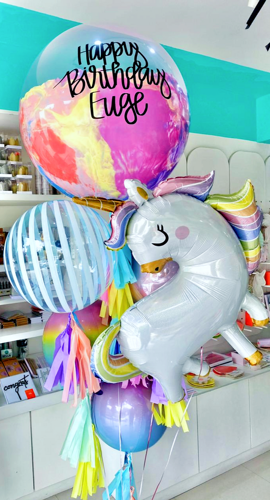 Bouquet Burbuja Gigante Pintada + Orbz + Stripes Clearz + Pastel Rainbow Unicorn