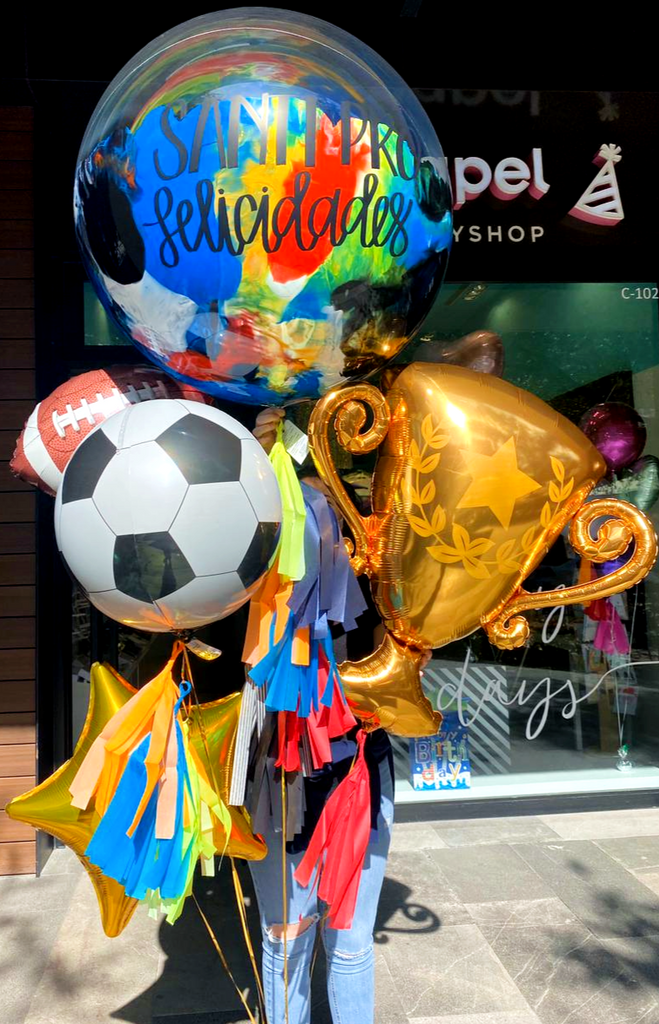 Bouquet Burbuja Gigante Pintada + Star + Soccer Orbz + Football Balloon + Gold Thropy Balloon