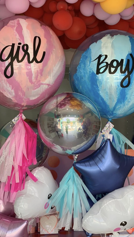 Bouquet Burbujas Grandes Pintadas + Orbz + Happy Cloud + Estrellas