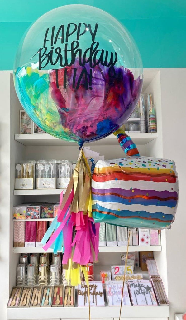 Bouquet Burbuja Gigante Pintada + Globo Rebanada de Pastel